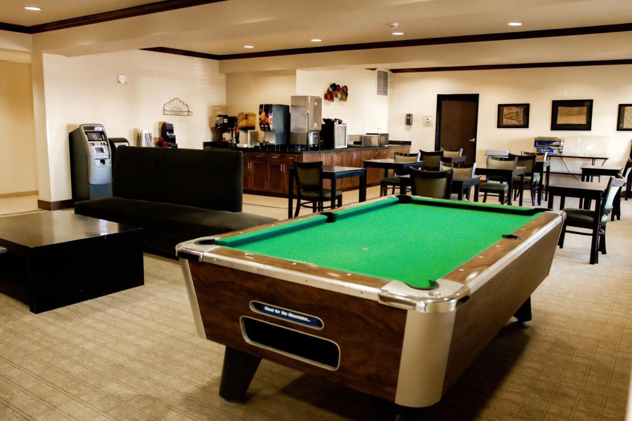 Black Gold Suites Stanley Luaran gambar